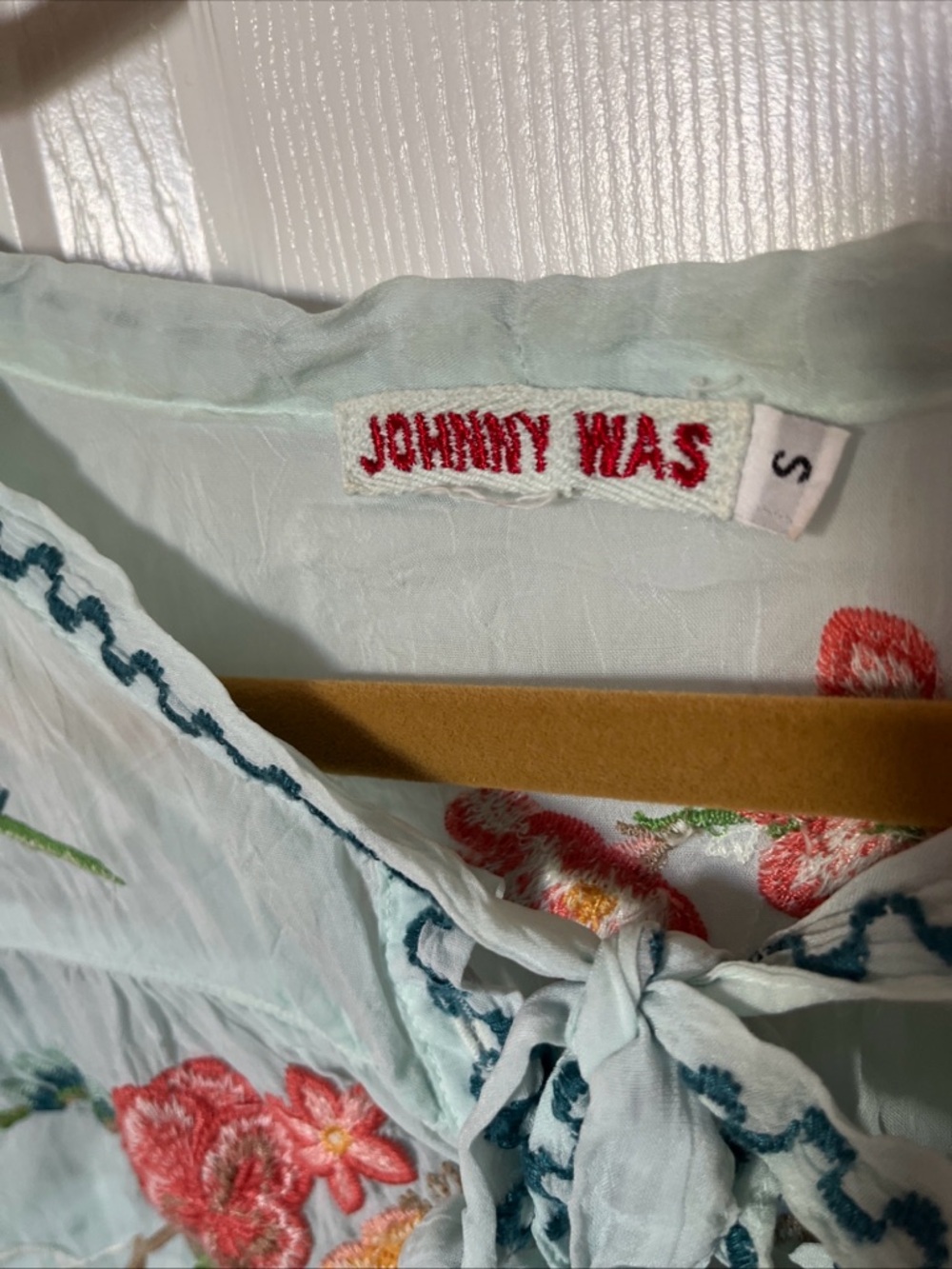 Johnny Was Pale Blue Embroidered Floral Tie-Front Tunic - Picture 2 of 5